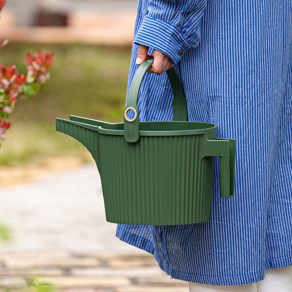 八幡化成 ガーデンビートル フォンタナジョウロ 5L ダークグリーン 244776 1個(ご注文単位1個)【直送品】