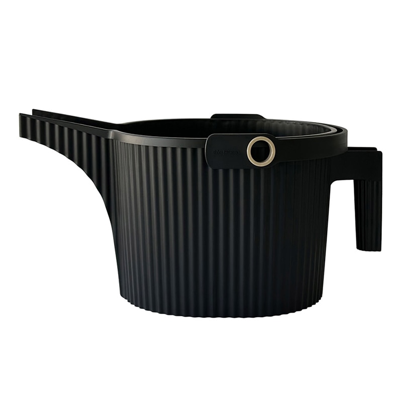 八幡化成 ガーデンビートル フォンタナジョウロ 5L ブラック 244783 1個（ご注文単位1個）【直送品】