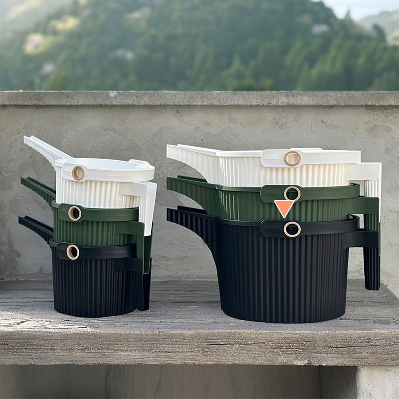 八幡化成 ガーデンビートル フォンタナジョウロ 5L ブラック 244783 1個(ご注文単位1個)【直送品】