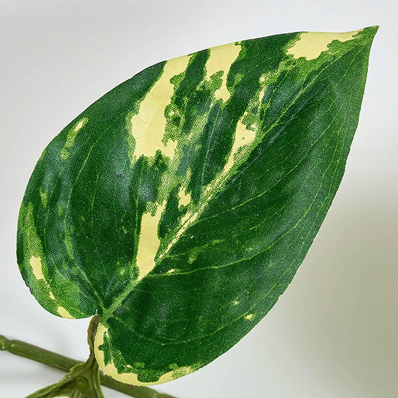 東京堂 造花 難燃斑入りポトスガーランド グリーン/イエロー FG612505 1本（ご注文単位1本）【直送品】