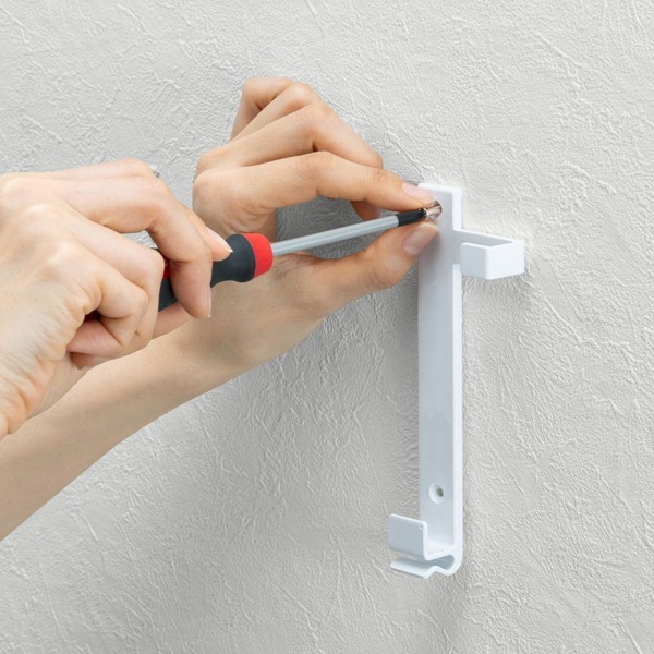 サンワサプライ iPad・タブレットホルダー ホワイト MR-TABST9WN 1個(ご注文単位1個)【直送品】