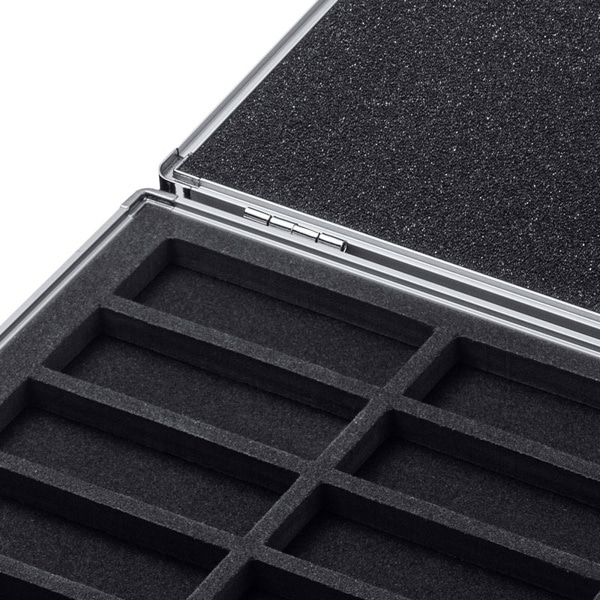 サンワサプライ USBフラッシュメモリケース 10本収納 FC-UFD1N 1個（ご注文単位1個）【直送品】