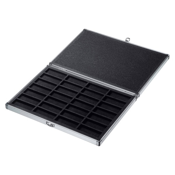 サンワサプライ USBフラッシュメモリケース 28本収納 FC-UFD2N 1個（ご注文単位1個）【直送品】