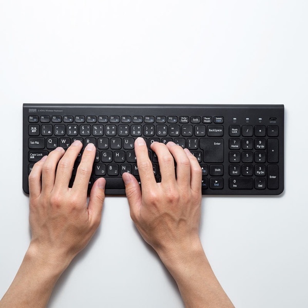 サンワサプライ マウス付きワイヤレスキーボード テンキーあり ブラック SKB-WL31SETBK 1個（ご注文単位1個）【直送品】