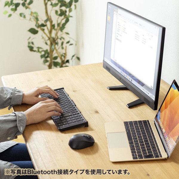 サンワサプライ ワイヤレス折りたたみフルキーボード テンキーあり ブラック SKB-WL35BK 1個(ご注文単位1個)【直送品】