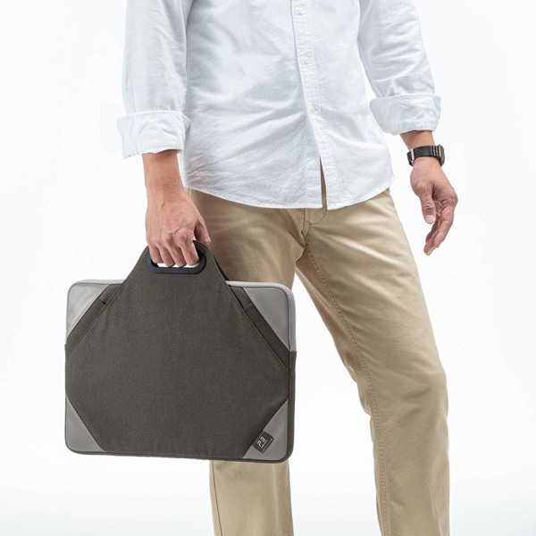 サンワサプライ 衝撃吸収PCケース 15.6型ワイド IN-MF15BK 1個（ご注文単位1個）【直送品】