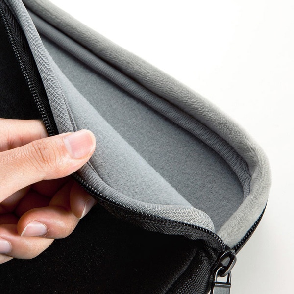 サンワサプライ MacBook用 衝撃吸収インナーケース 13.6インチ対応 IN-MACFA13BK 1個（ご注文単位1個）【直送品】