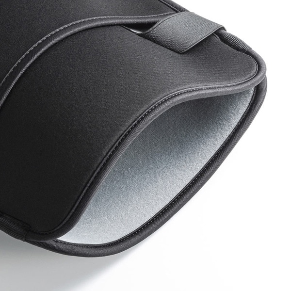 サンワサプライ MacBook用 衝撃吸収インナーケース 13.6インチ対応 スリップインタイプ IN-MACSL13BK 1個（ご注文単位1個）【直送品】