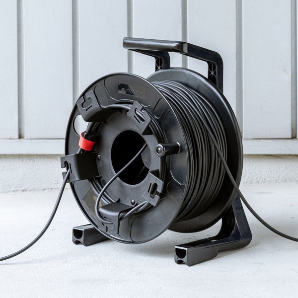 サンワサプライ ドラム付き光ファイバHDMIケーブル 8K対応 100m KM-HD20-UFBD100 1個（ご注文単位1個）【直送品】