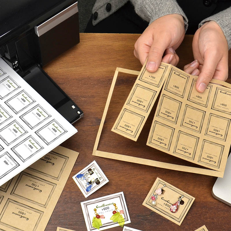 ササガワ OA対応ピアス台紙 Lサイズ15シート袋入(1シート8枚付) 44-7601 ホワイト 1冊(ご注文単位1冊)【直送品】