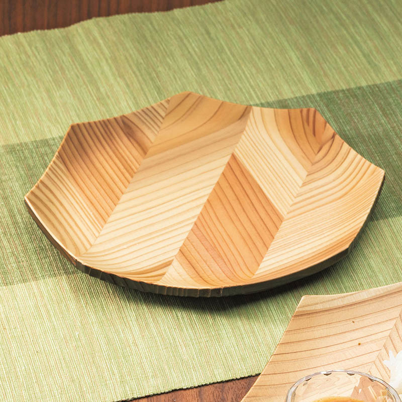 ヤマコー 杉 矢羽材八角皿 中 裏面焼仕上 38074 1個(ご注文単位1個)【直送品】