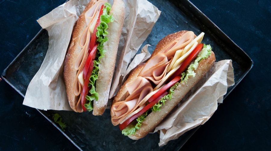 ワックスペーパーの使い方や包み方の選び方