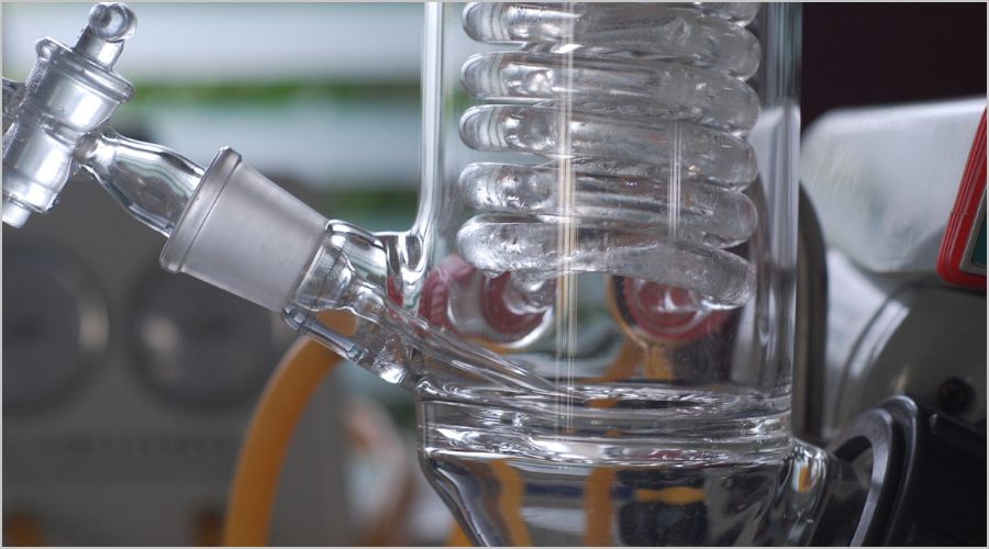 純水製造装置の種類と選び方