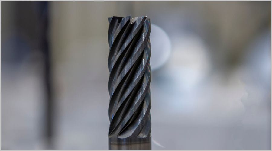 エンドミルとは？初心者向けの基本知識と選び方ガイド