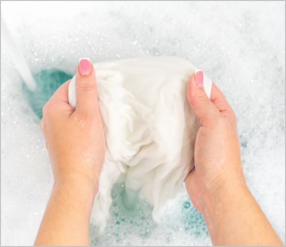 酸素系漂白剤使い方大全｜塩素系と迷う方必見！用途別使い分け術