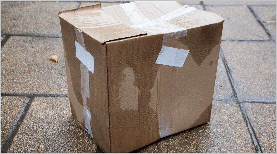 ダンボールの湿気対策が必要な理由と主なトラブル