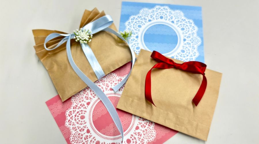 折り返しや切り込みデザインの工夫