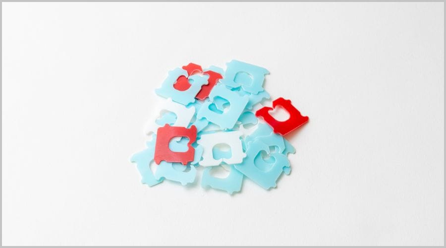 パンの袋を留めるアレの名称は？使い方や意外な再利用法を紹介