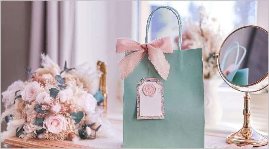 手提げ紙袋ラッピングの基本｜まず押さえたいポイント