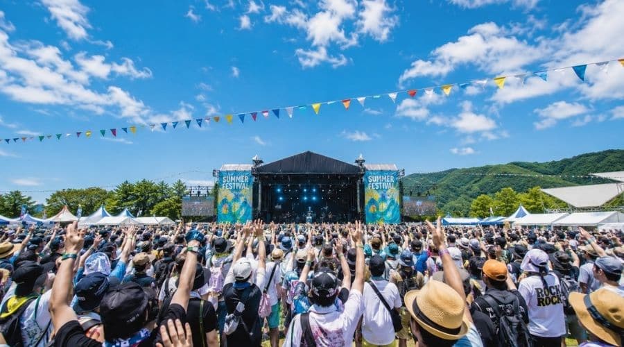 夏フェス持ち物完全ガイド