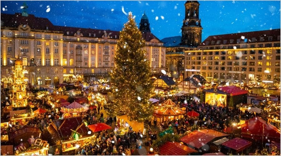 クリスマスマーケットとは？服装や定番の食べ物など楽しみ方を解説