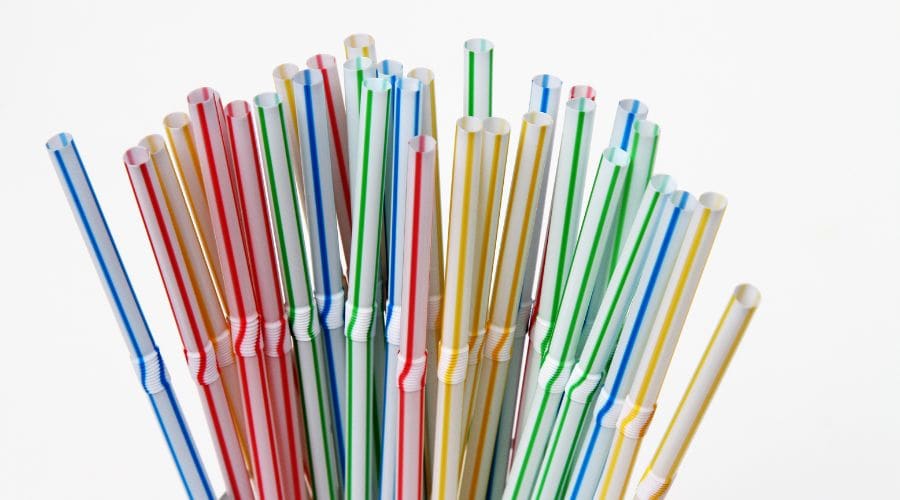 曲がるストローの包装形態と使い方