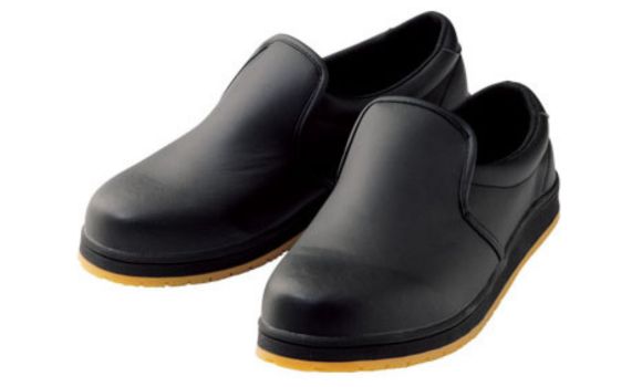 スリッポンタイプのコックシューズ