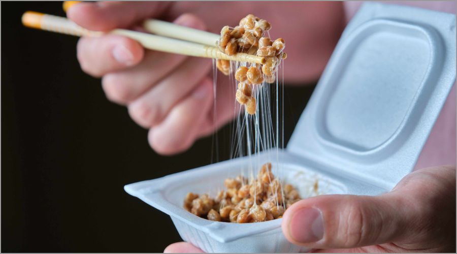 リサイクルできない食品トレー