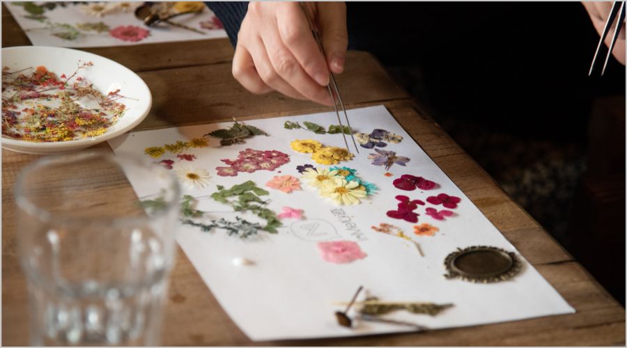 初心者向けの基本の押し花の作り方