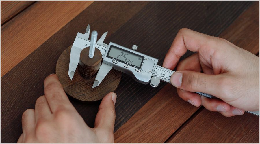 知っておきたい！ノギス読み方の基礎から応用例まで完全ガイド