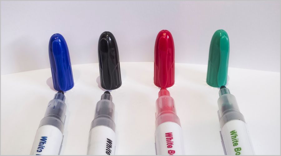 消えにくいトラブルの予防に！ホワイトボードを長持ちさせるコツ