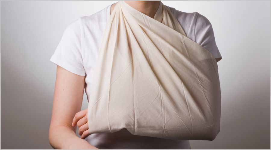 三角巾の付け方完全ガイド｜初心者におすすめの5ステップ