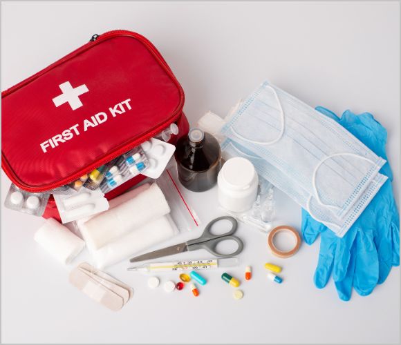 【保存版】救急箱の中身チェックリスト：必ず備えておきたいアイテム一覧