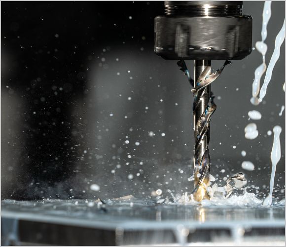 切削油の種類とは？役割や効果、選び方から代用品まで徹底解説