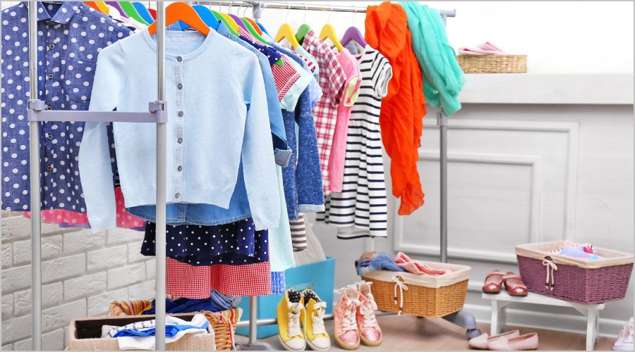 子ども服を魅力的に見せるディスプレイテクニック