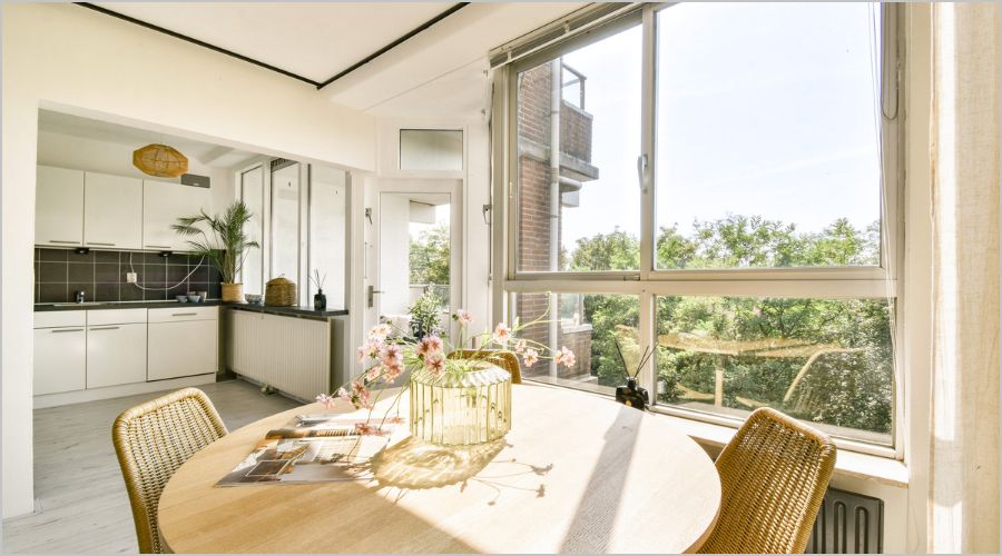 白色光が暮らしに好まれる理由